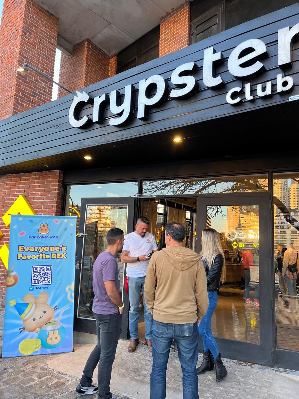 Cafe Bar Puerto Madero habilitado